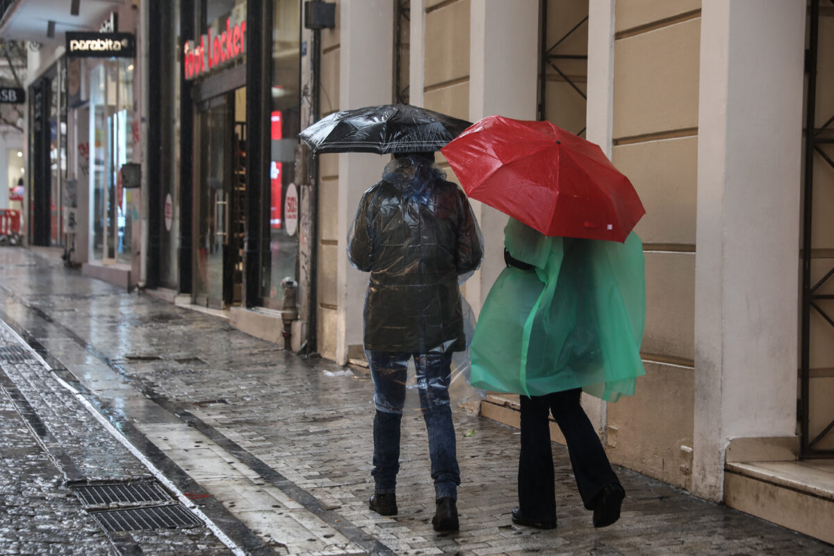 news 6970ce120ecab - Κόκκινος συναγερμός για την κακοκαιρία: «Καθίστε στο έδαφος χωρίς να ξαπλώσετε» - Νέες οδηγίες για κεραυνούς