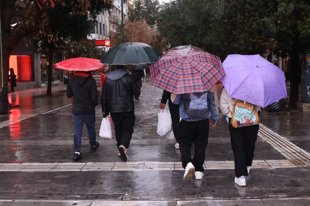 news 6970ce125b380 - Κόκκινος συναγερμός για την κακοκαιρία: «Καθίστε στο έδαφος χωρίς να ξαπλώσετε» - Νέες οδηγίες για κεραυνούς