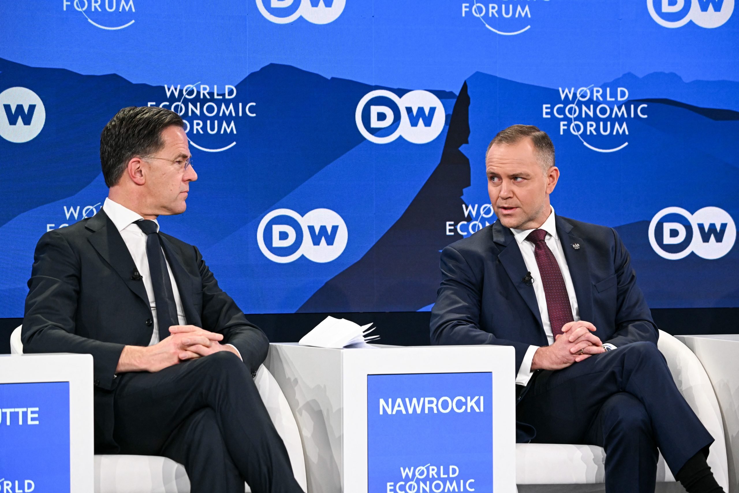 news 6970d5171faa8 - Τεχνητή Νοημοσύνη στο Νταβός: Μεταξύ προσδοκιών και φόβων για το μέλλον της εργασίας