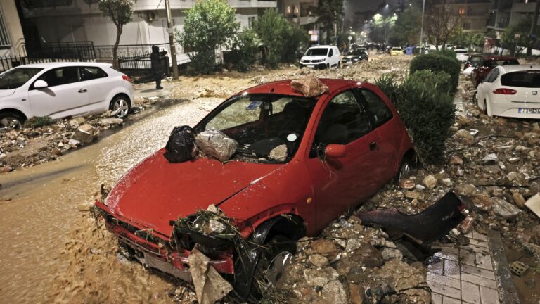 Σάκης Κατσούλης: Η επιχείρησή του πλημμύρισε από την κακοκαιρία - Άδειασε 10 πόντους νερό από το spa news 6971d95f1366a - Σάκης Κατσούλης: Η επιχείρησή του πλημμύρισε από την κακοκαιρία - Άδειασε 10 πόντους νερό από το spa