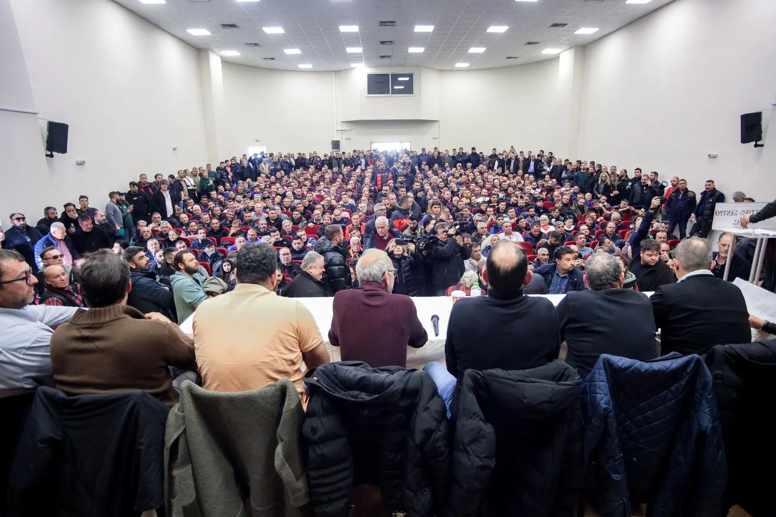 news 69737f1c93017 - Υποχωρούν τα αγροτικά μπλόκα - Επιστροφή στην κανονικότητα με ανοιχτά μέτωπα