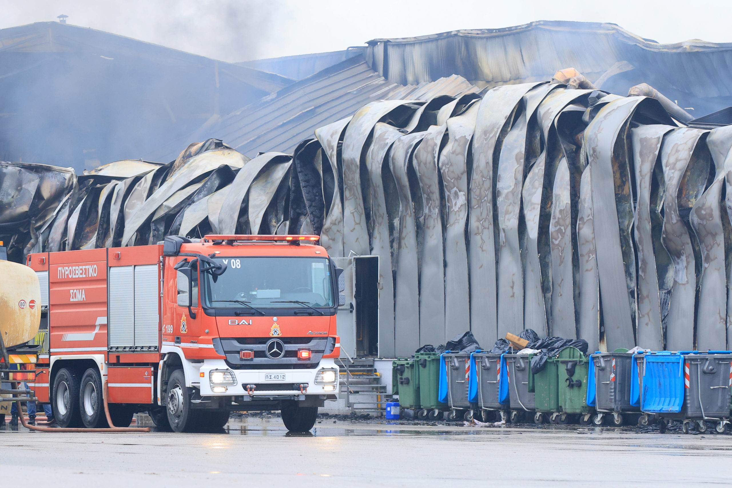 news 6977496c7fb28 - Τραγωδία στη Βιολάντα: Τέσσερις νεκρές από έκρηξη - Ερωτήματα για τα αίτια