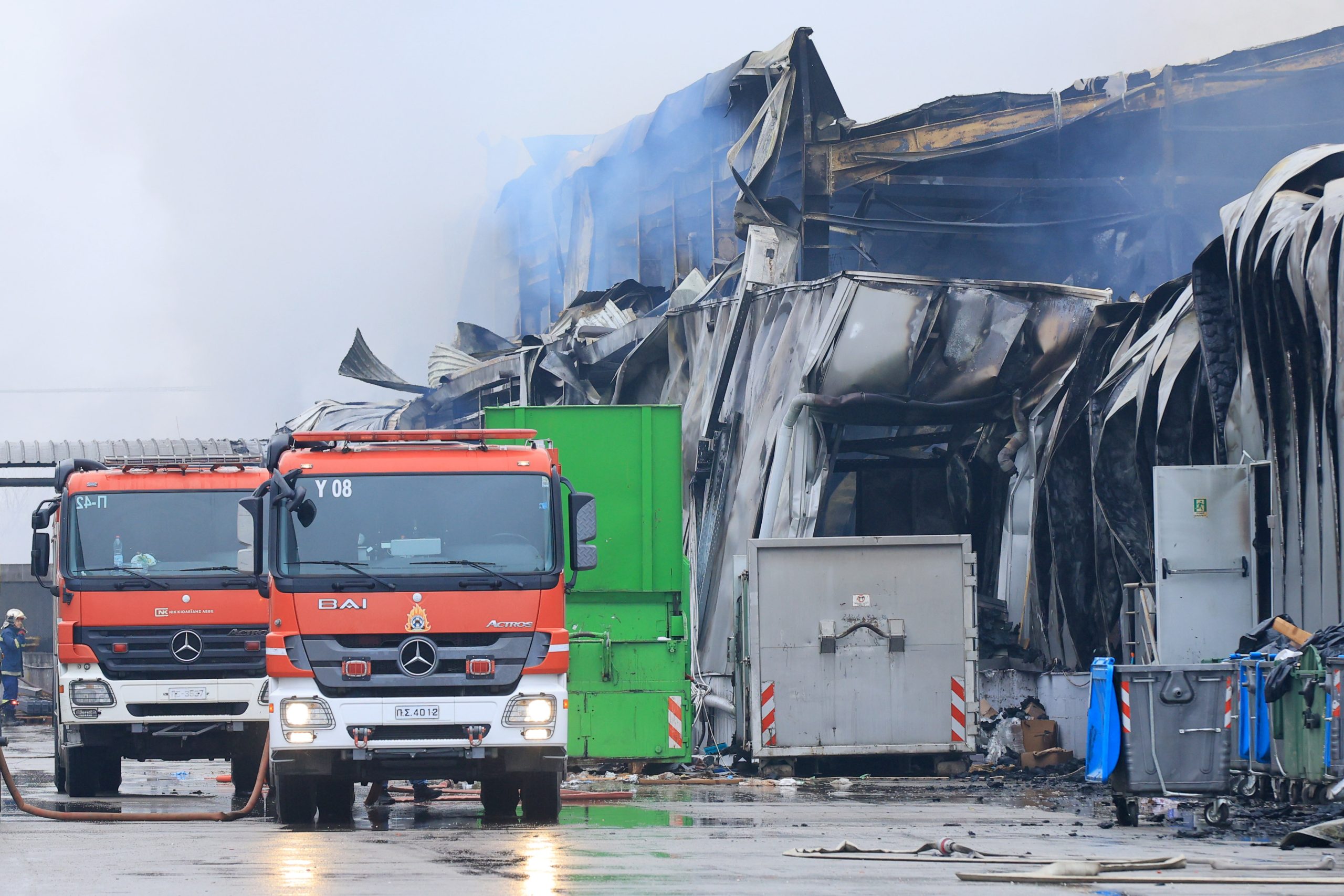 news 6977579096006 - Τραγωδία στα Τρίκαλα: Τέσσερις νεκρές εργαζόμενες στο εργοστάσιο «Βιολάντα» - Ερωτήματα για την ασφάλεια στους χώρους εργασίας