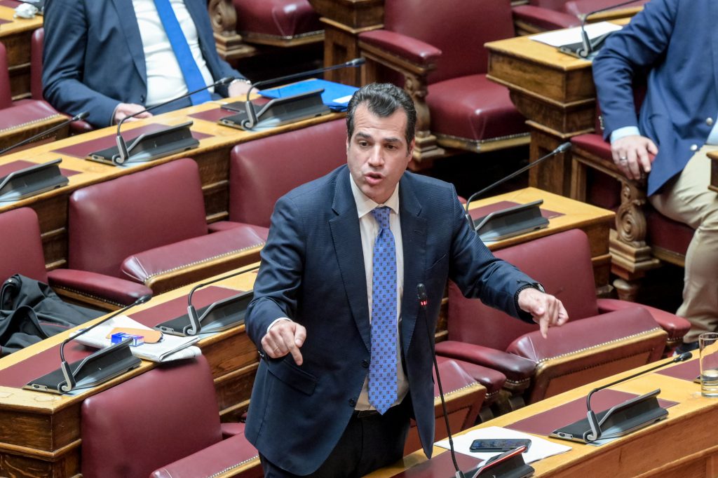 news 6979048c3b599 - Στη Βουλή το νομοσχέδιο για το μεταναστευτικό - Αντιπαράθεση για τις νέες ρυθμίσεις