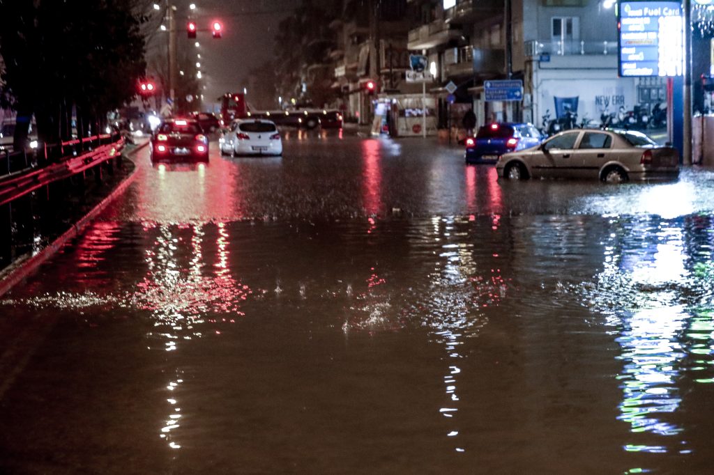 news 697e43546fcef - Red Code για κακοκαιρία: Σε κατάσταση συναγερμού Πελοπόννησος, Θεσσαλία και Μακεδονία