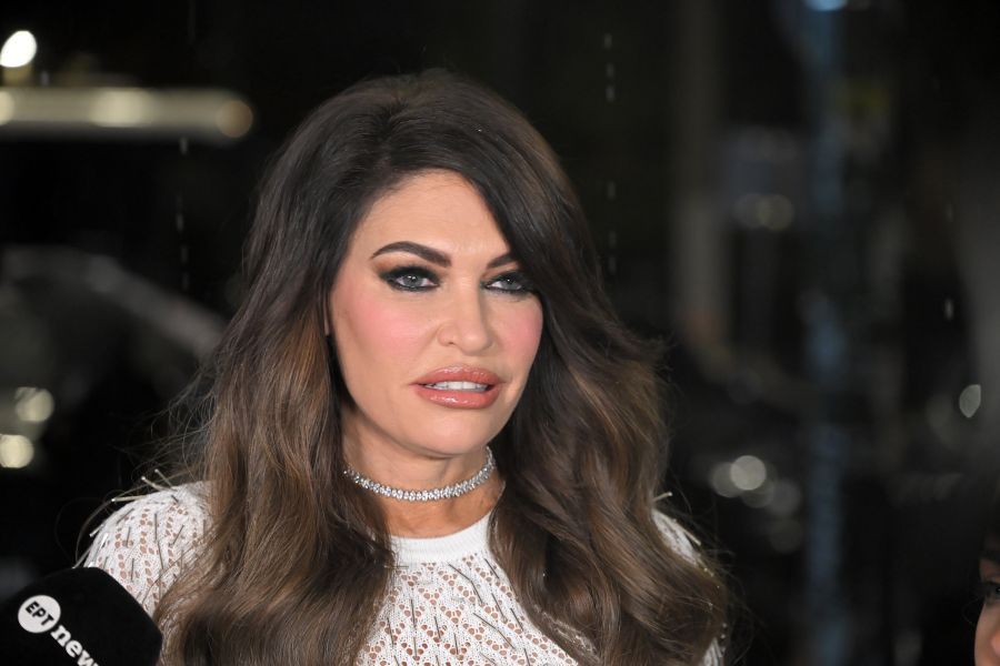 news 697fc5ff791d5 - Γκίλφοϊλ: «Γνωρίζω ότι ο Τραμπ θα έρθει στην Ελλάδα» - Λαμπερή πρεμιέρα για το ντοκιμαντέρ της Μελάνια