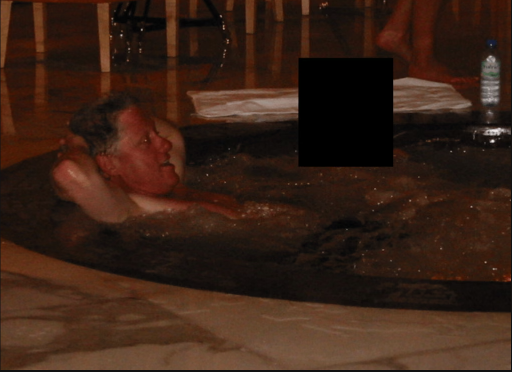 news 698156b30c859 - Ο Μπιλ και η Χίλαρι Κλίντον καταθέτουν για την υπόθεση Έπσταϊν