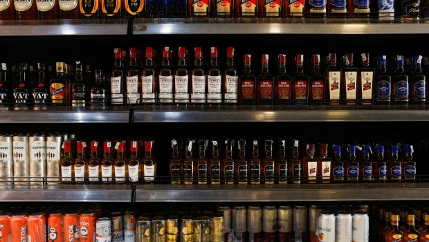 Απαγόρευση πώλησης αλκοόλ Βαρσοβία νυχτερινές ώρες