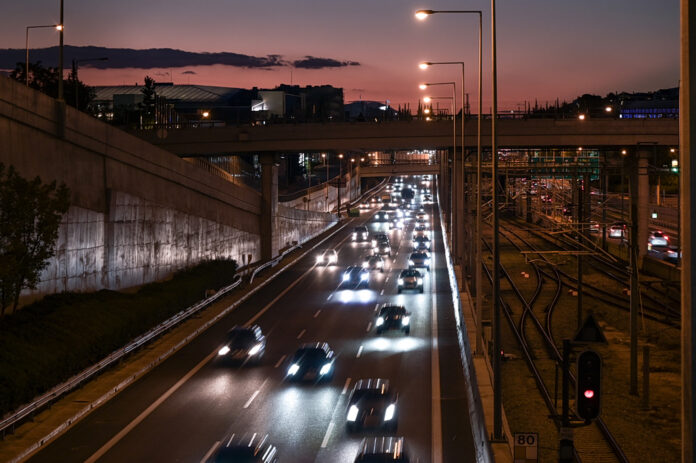 Τροχαίο Αττική Οδό ρεύμα Ελευσίνας Κύμη