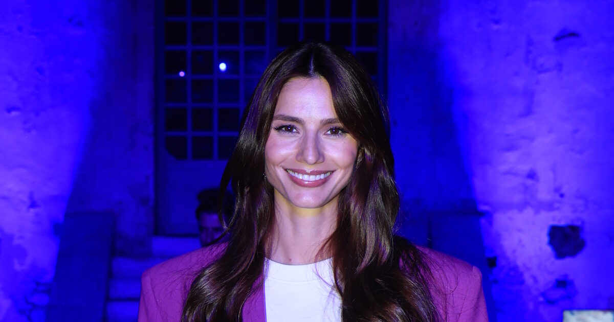 Ηλιάνα Παπαγεωργίου δαχτυλίδι γάμος Καραβασάνης