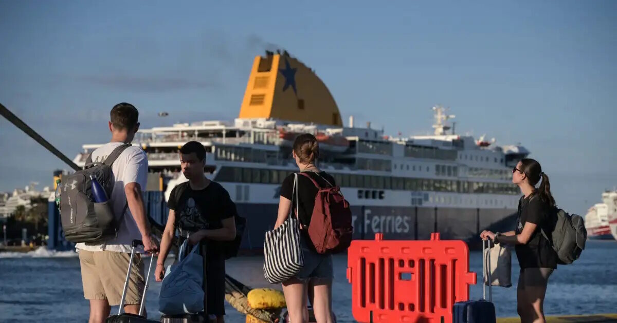 ακτοπλοϊκά εισιτήρια στήριξη κυβέρνηση Κικίλιας