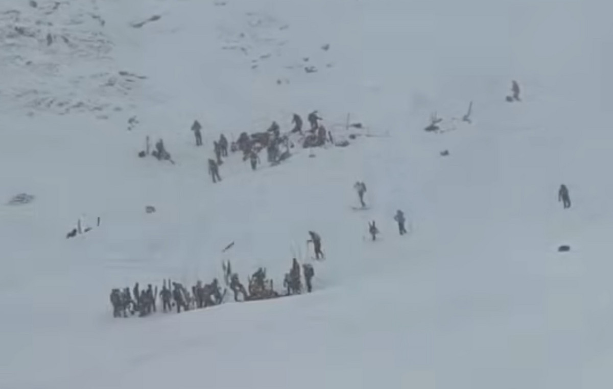 Χιονοστιβάδα Ιταλία διασωστική επιχείρηση Άλπεις