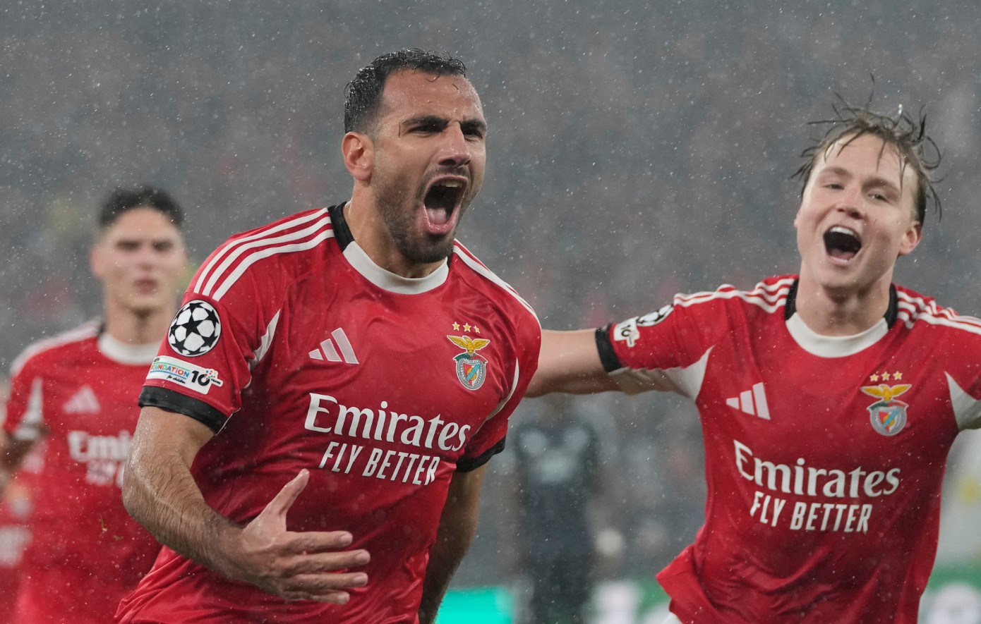 Παυλίδης γκολ Μπενφίκα Γκιμαράες πανηγυρισμός