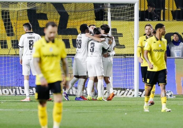 ΑΕΚ πρώτη Super League πλέι οφ