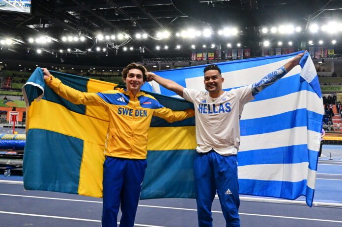 Εμμανουήλ Καραλής με ασημένιο μετάλλιο Τορούν