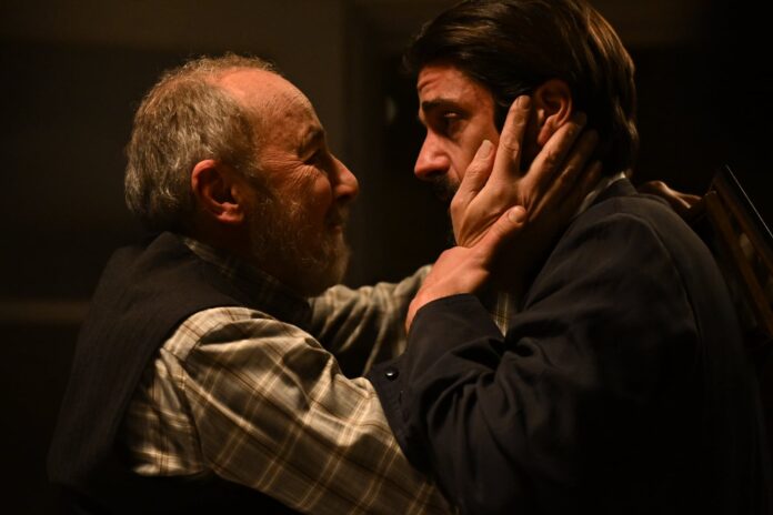 Στέλιος Μάινας Άγιος έρωτα Λεωνίδας Μιχαλέας