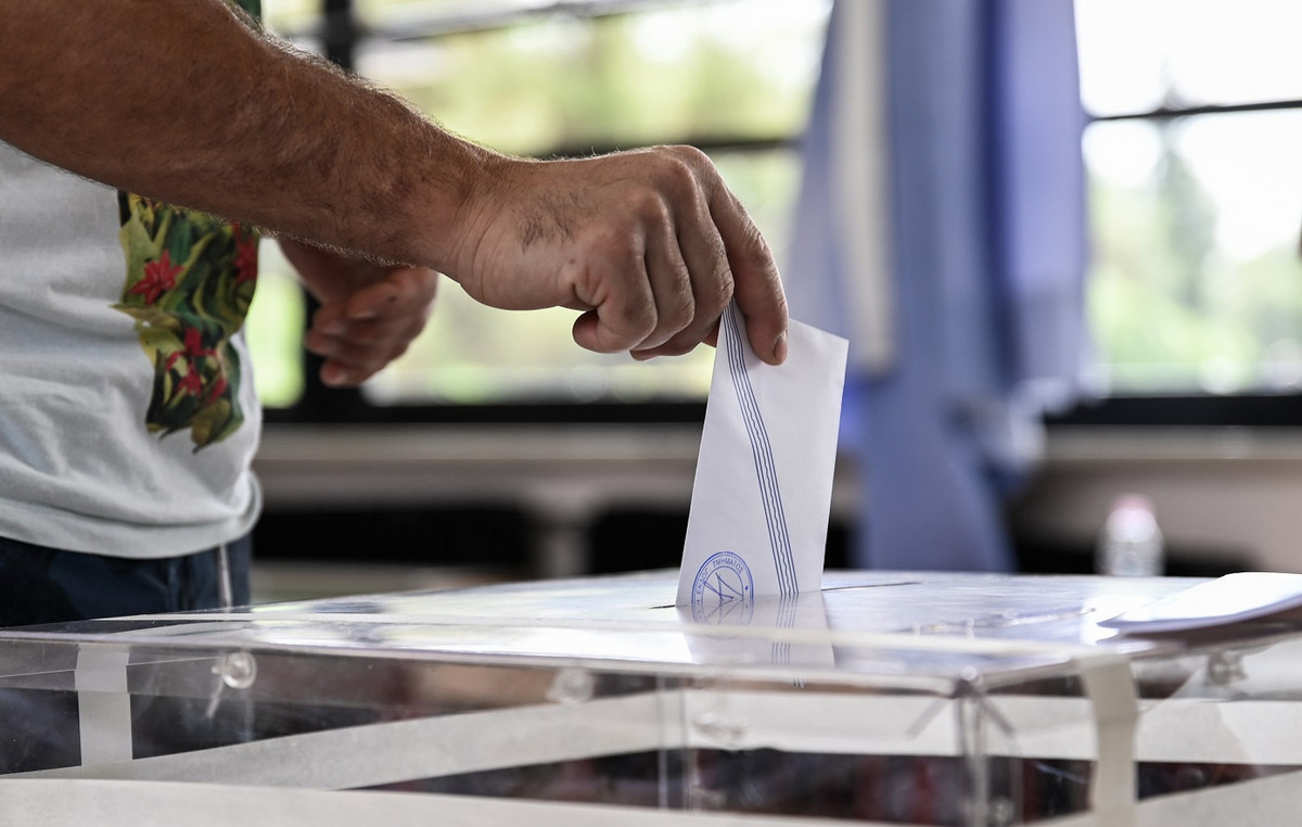 δημοσκόπηση MRB προβάδισμα Νέα Δημοκρατία κόμματα