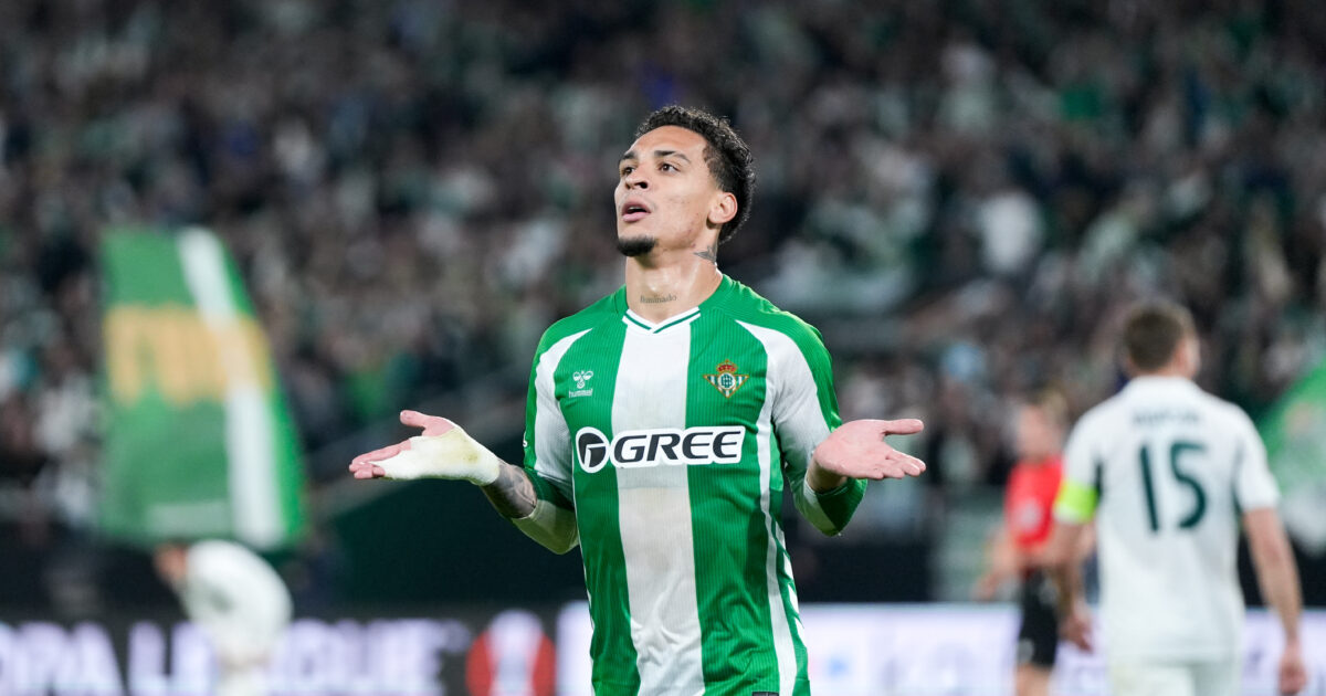 Εβάν Φουρνιέ Ολυμπιακός τιμωρία αθλητικός δικαστής