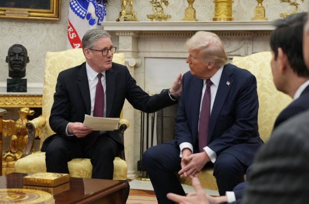 Ντόναλντ Τραμπ Κιρ Στάρμερ αεροπλανοφόρα Βρετανίας