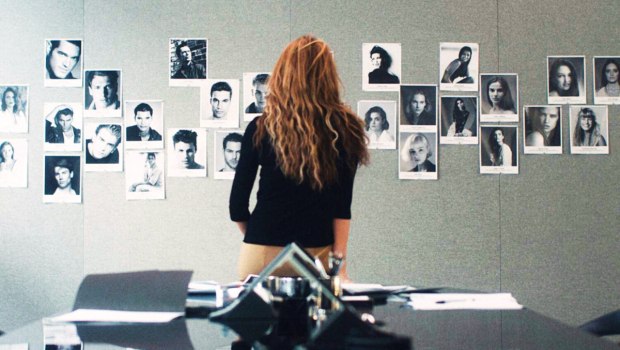 Κάρολιν Μπεσέτ Κένεντι με Κάλβιν Κλάιν νυφικό