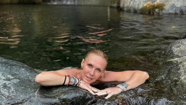 Εβελίνα Παπούλια μιλά για τον γάμο