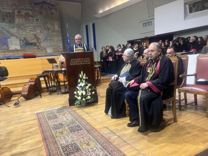 Έρευνες για τον δύτη στη Βουλιαγμένη