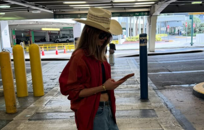 Αμαλία Κωστοπούλου keratin bonds εξτένσιον γάμος