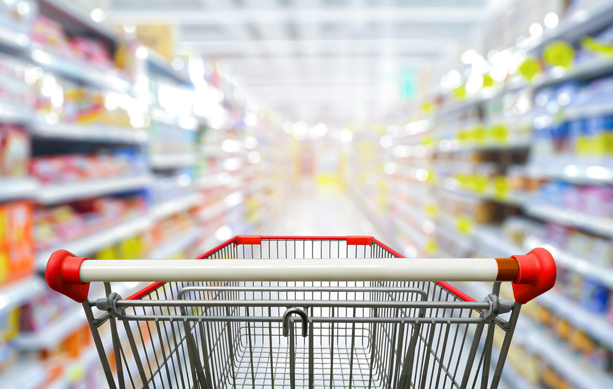 Σούπερ μάρκετ με αποθέματα για Πάσχα