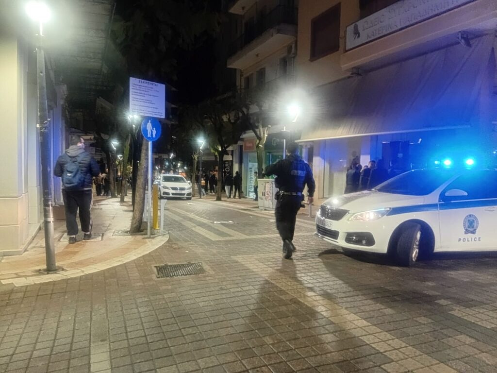 Επίθεση με μαχαίρι στο κέντρο του Αγρινίου