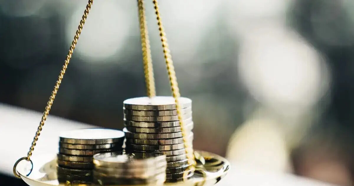 Γράφημα αποδόσεων ομολόγων Ευρωζώνης με ανοδική τάση