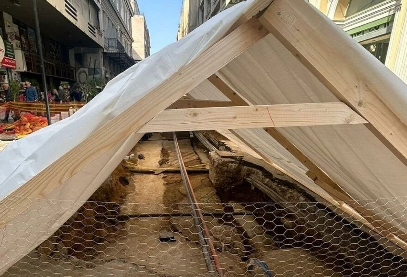 Αρχαίο ψηφιδωτό ανακάλυψη οδό Ευριπίδου Αθήνα
