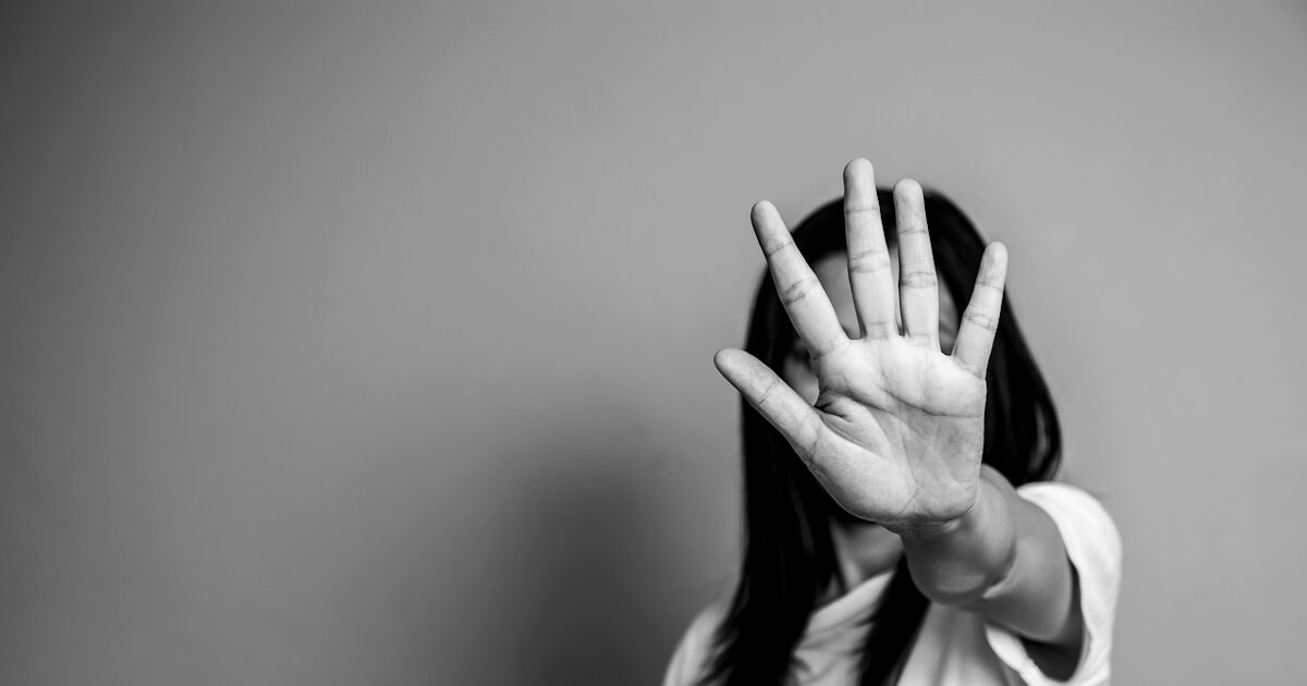 Ομαδικός βιασμός Χανιά: 10 συλλήψεις για την 17χρονη ομαδικός βιασμός Χανιά Αστυνομία συλλήψεις