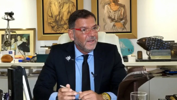 Τρεις καταγγελίες έφεραν τον Τσαγκαράκη στο στόχαστρο Γκαλερίστας Τσαγκαράκης υπόθεση πλαστά έργα τέχνης