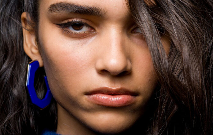 εκτοΐνη skincare συστατικό ενυδάτωση δέρμα