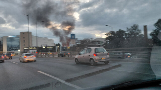 Φωτιά σε αποθήκη εκκλησίας Λεωφόρος Λιοσίων