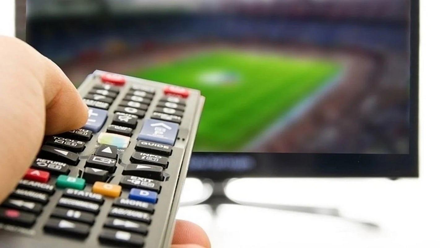 Αθλητικές μεταδόσεις Super Cup και ντέρμπι αιωνίων