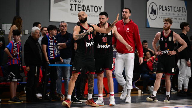 ΠΑΟΚ ΔΕΑΒ ακρόαση εισβολή οπαδών Τούμπα