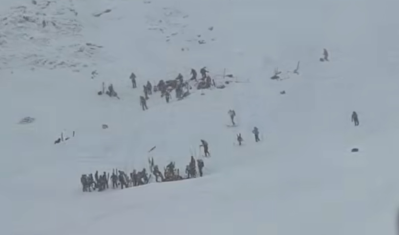 Χιονοστιβάδα Ιταλία διασωστική επιχείρηση Άλπεις