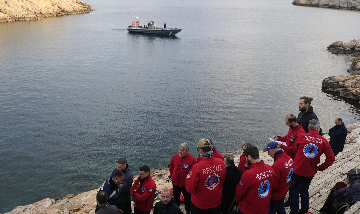 έρευνες για δύτη Βουλιαγμένης Πηγάδι του Διαβόλου