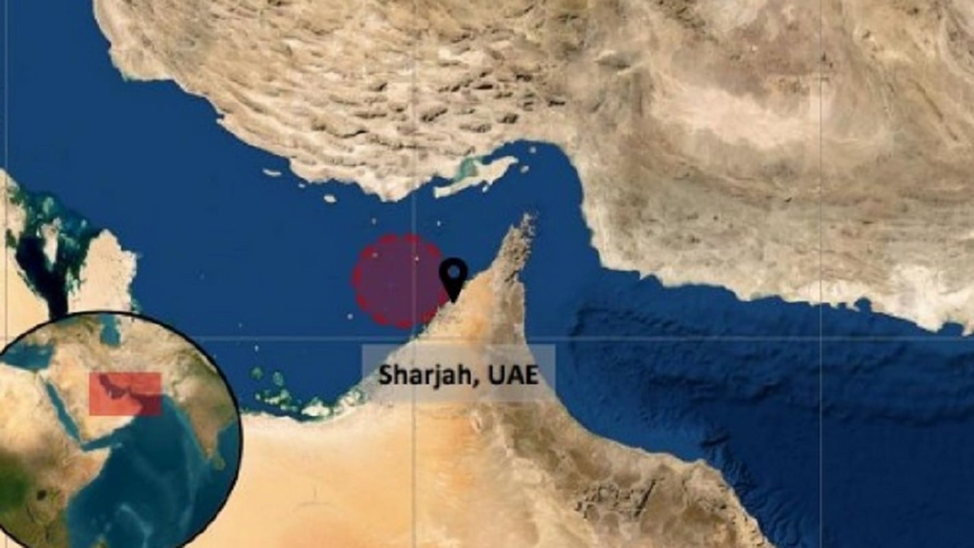 Έκρηξη κοντά σε πλοίο στα ανοιχτά της Σάρτζα έκρηξη σε πλοίο ανοιχτά Σάρτζα Ντουμπάι