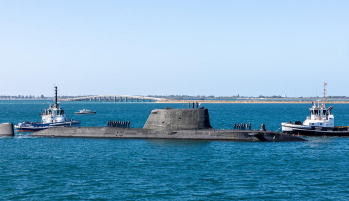 Βρετανικό πυρηνοκίνητο υποβρύχιο HMS Anson Αραβική Θάλασσα