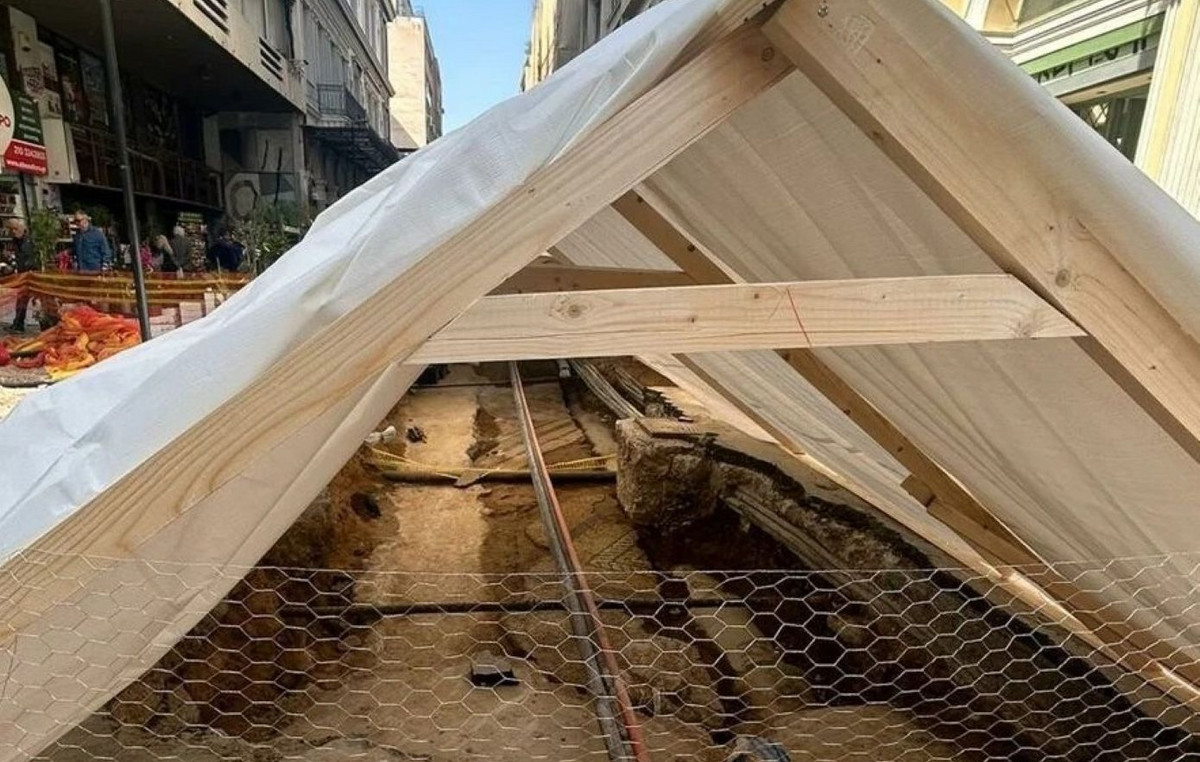 Αρχαίο ψηφιδωτό ανακάλυψη οδό Ευριπίδου Αθήνα