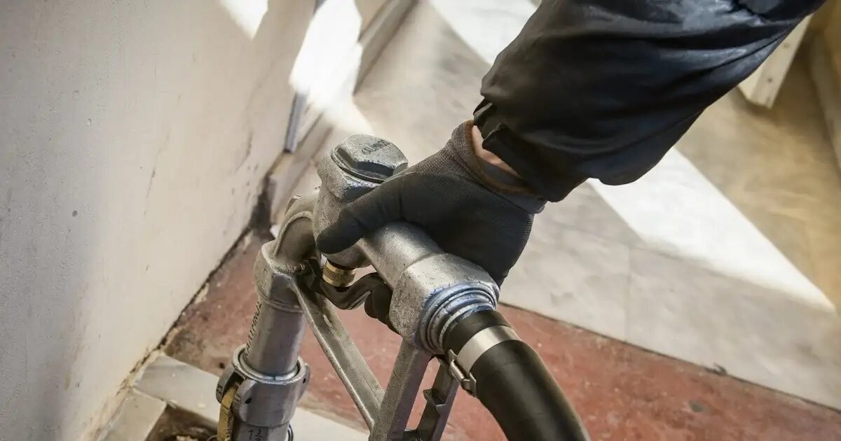 Μέτρα κυβέρνησης καύσιμα βενζίνη ντίζελ