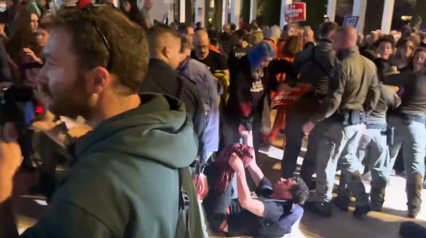 μαζική διαδήλωση Ρώμη No Kings Italia