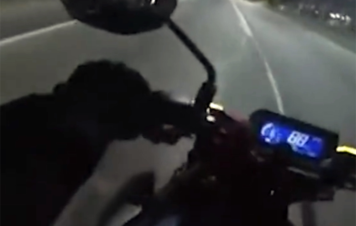 κλοπή μοτοσικλέτας σε αυτοκινητόδρομο Αργεντινής