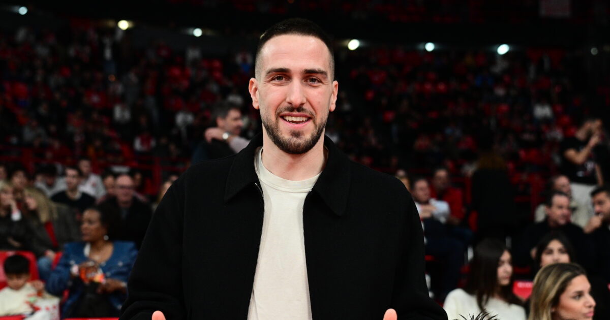 Φορτούνης στο ΣΕΦ παρακολουθεί τον Ολυμπιακό