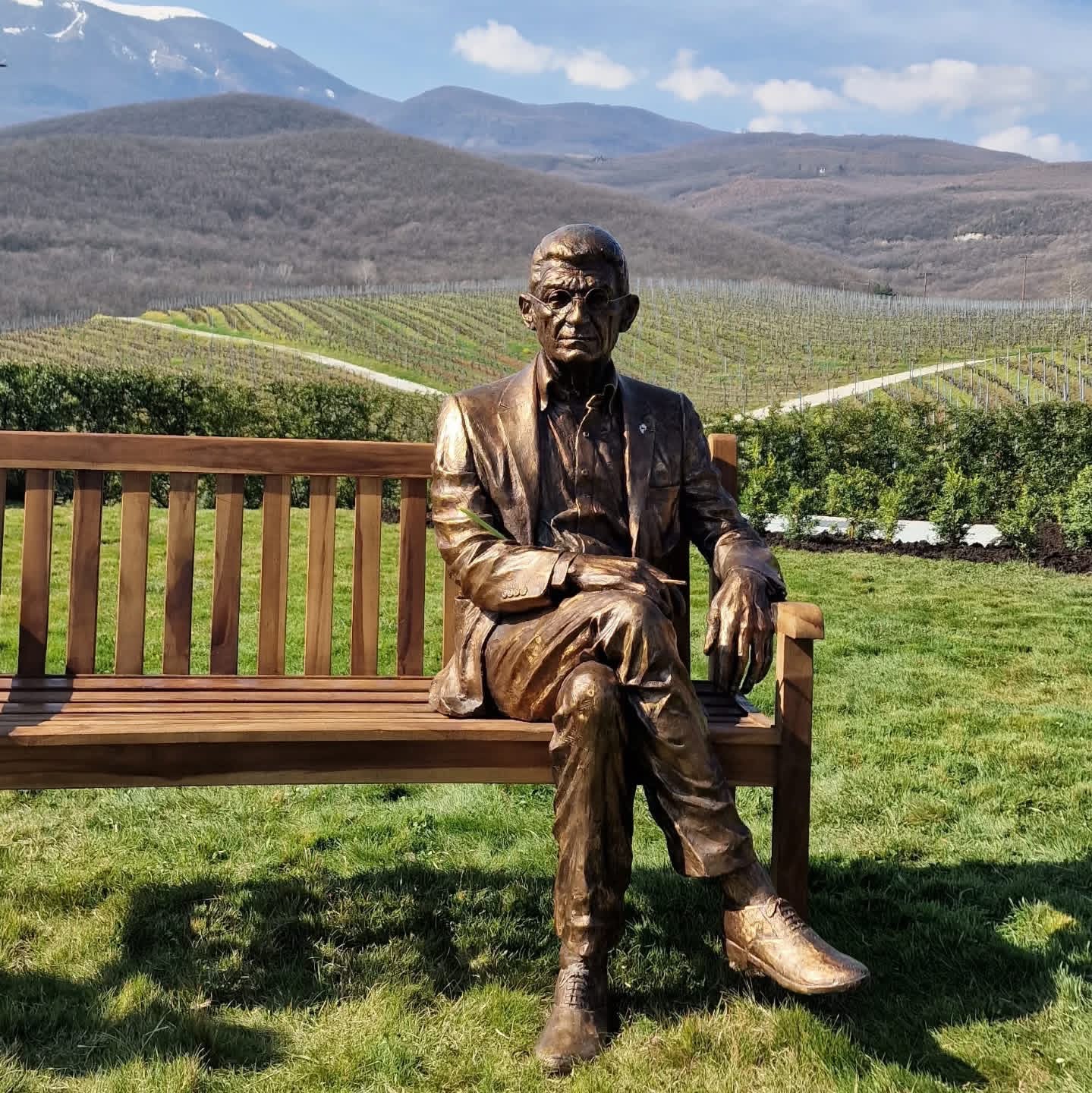 Μνημείο επτά οπαδών ΠΑΟΚ στη Ρουμανία