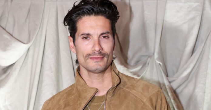 Γιώργος Καράβας αεροδρόμιο Σάρτζα Μαλδίβες