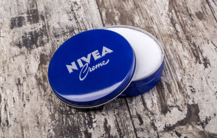 Nivea μπλε κουτί beauty tricks makeup