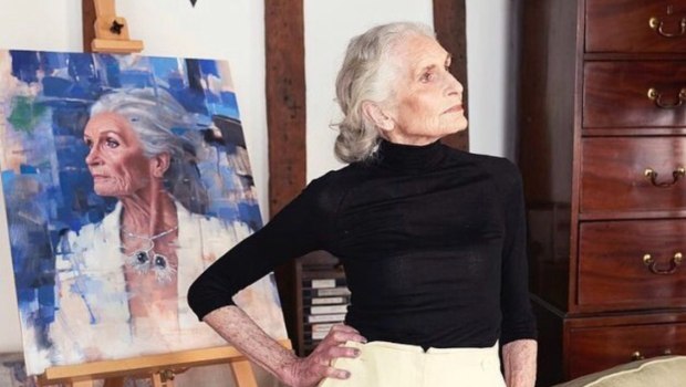 Ντάφνι Σελφ το γηραιότερο μοντέλο της Βρετανίας